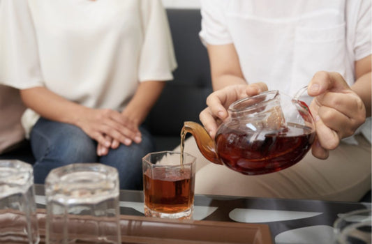 Does Oolong Tea Have Caffeine: Separating Fact from Fiction